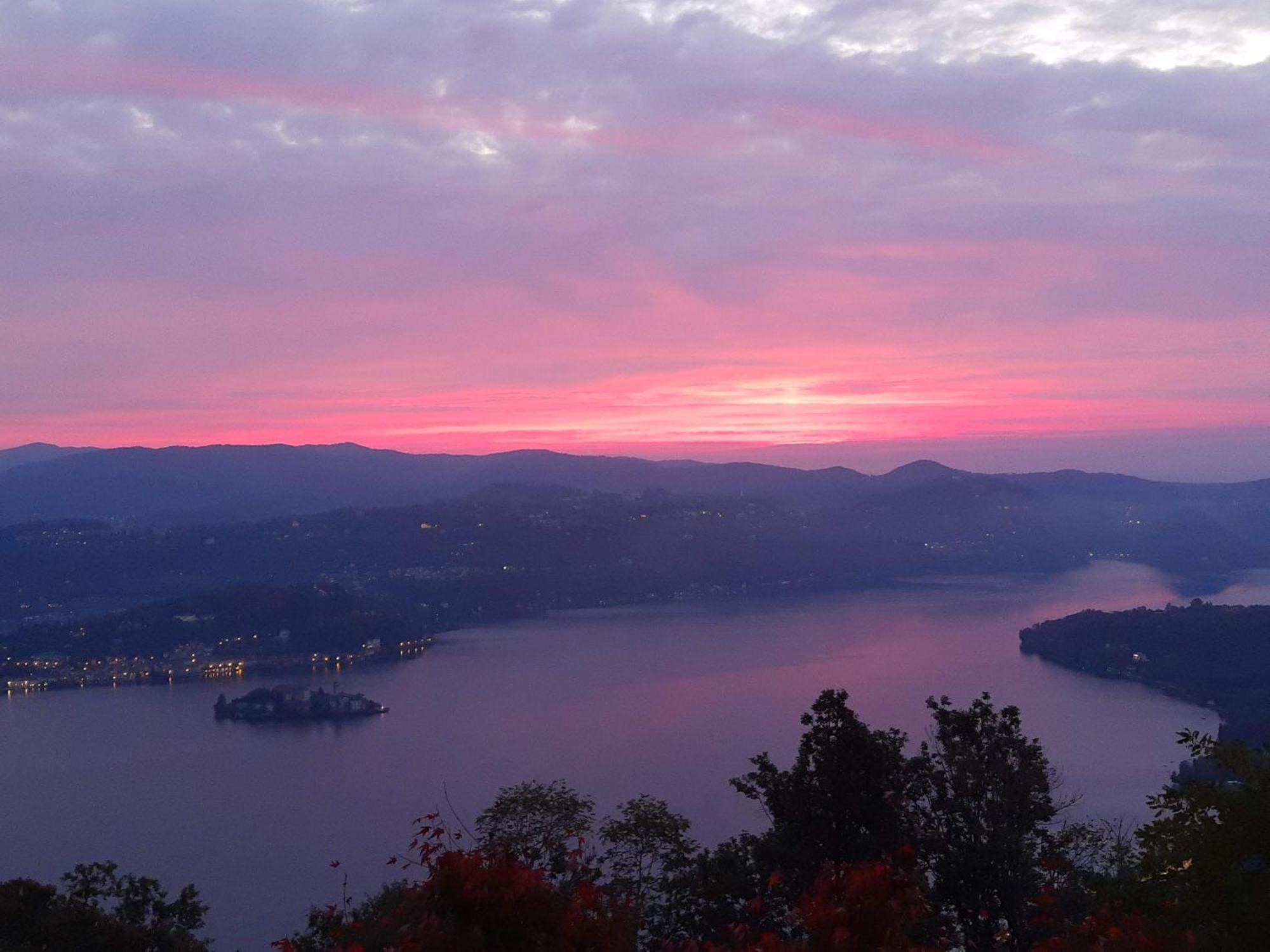 Hotel Panoramico Lago D'Orta (Adults Only) Madonna Del Sasso Exteriör bild