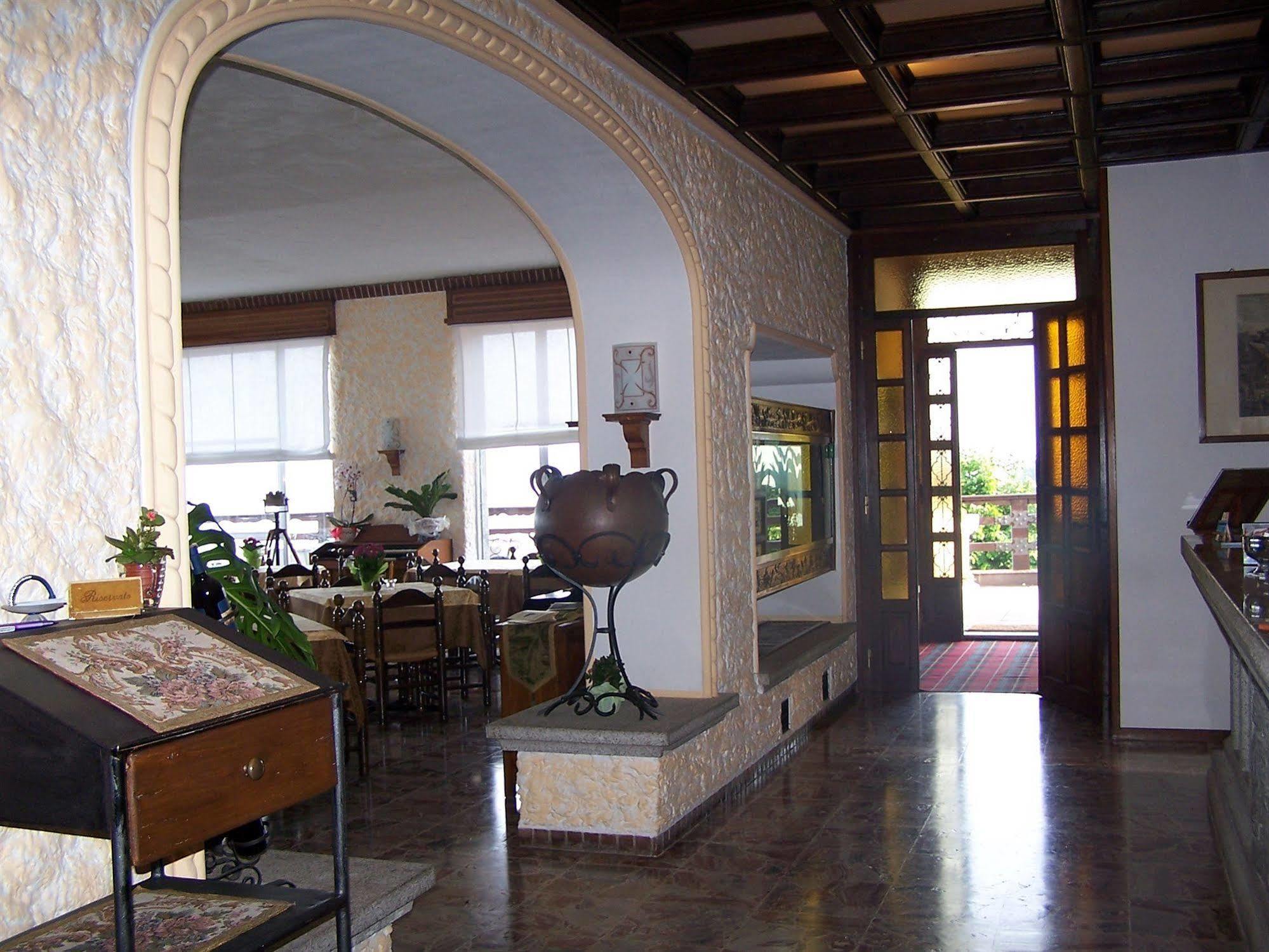 Hotel Panoramico Lago D'Orta (Adults Only) Madonna Del Sasso Exteriör bild